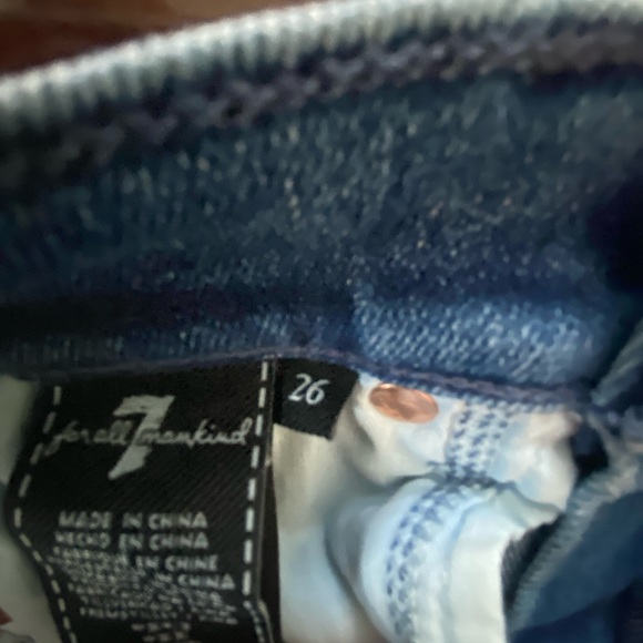 7 For all Mankind Luxe Vintage jeans size 26 with embroidery. - Picture 4 of 6